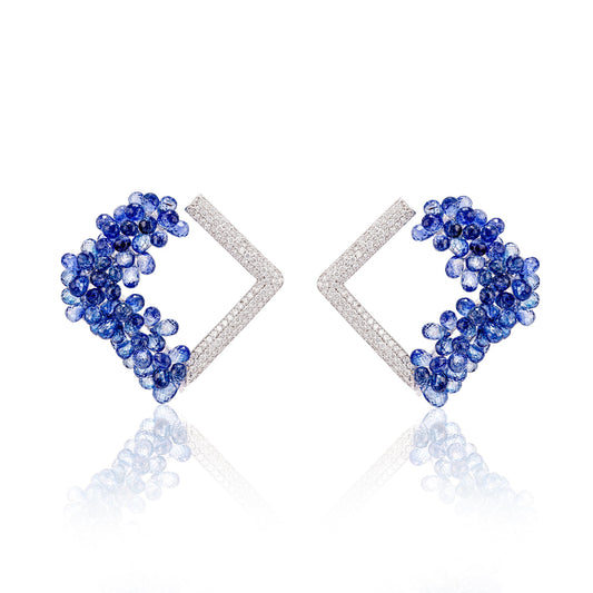 Lustra Earring