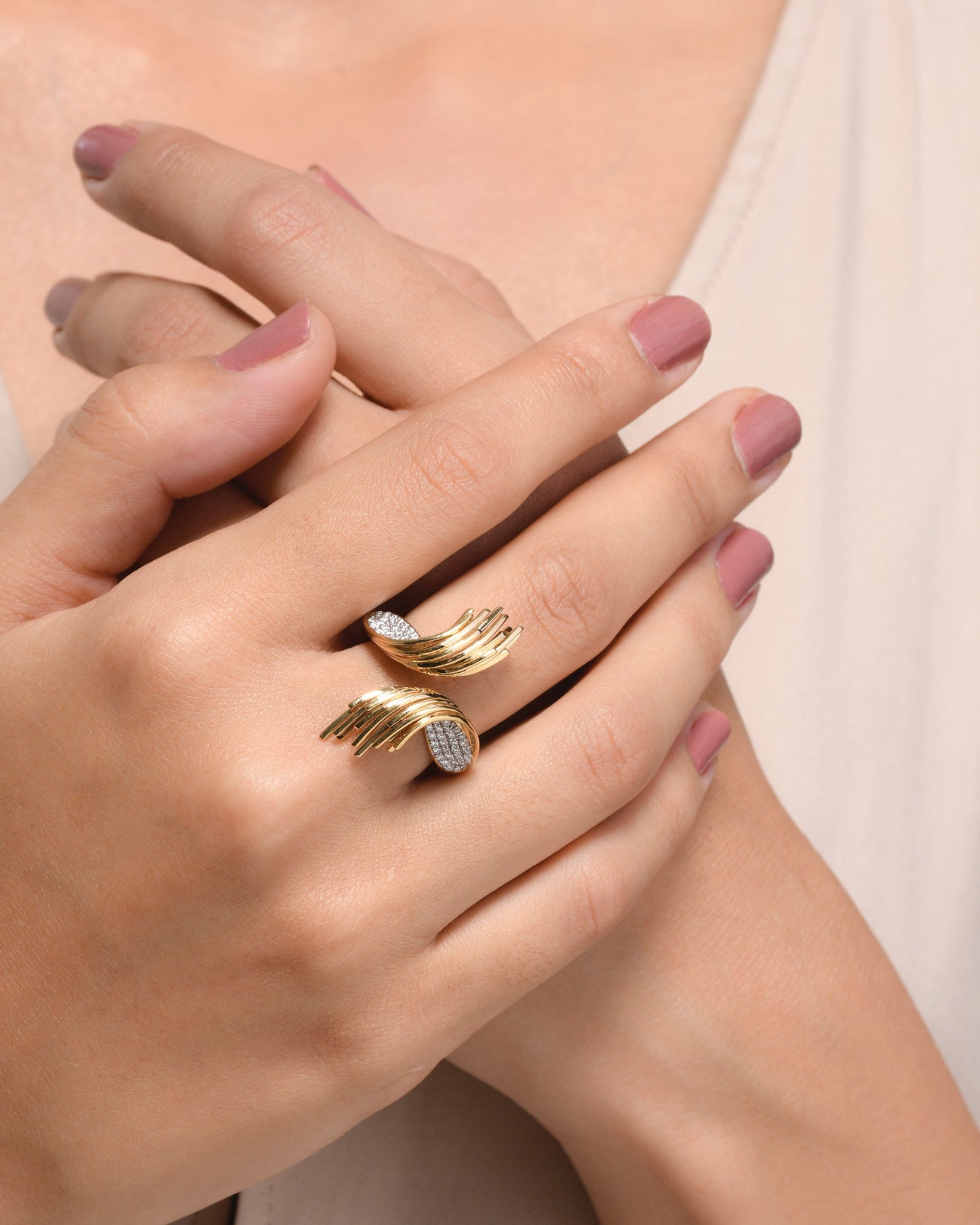 Sway-wire Ring