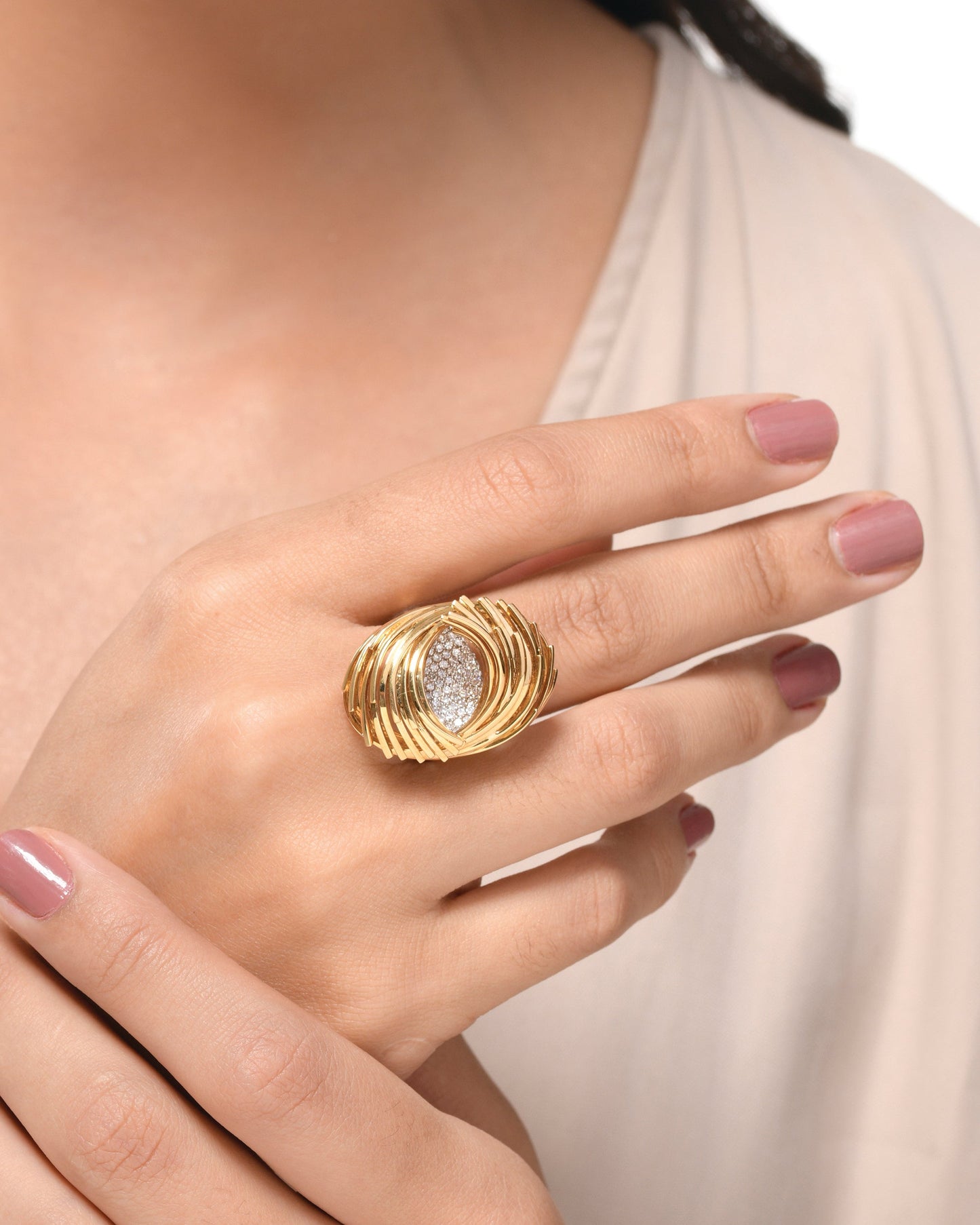 Sway-wire Ring