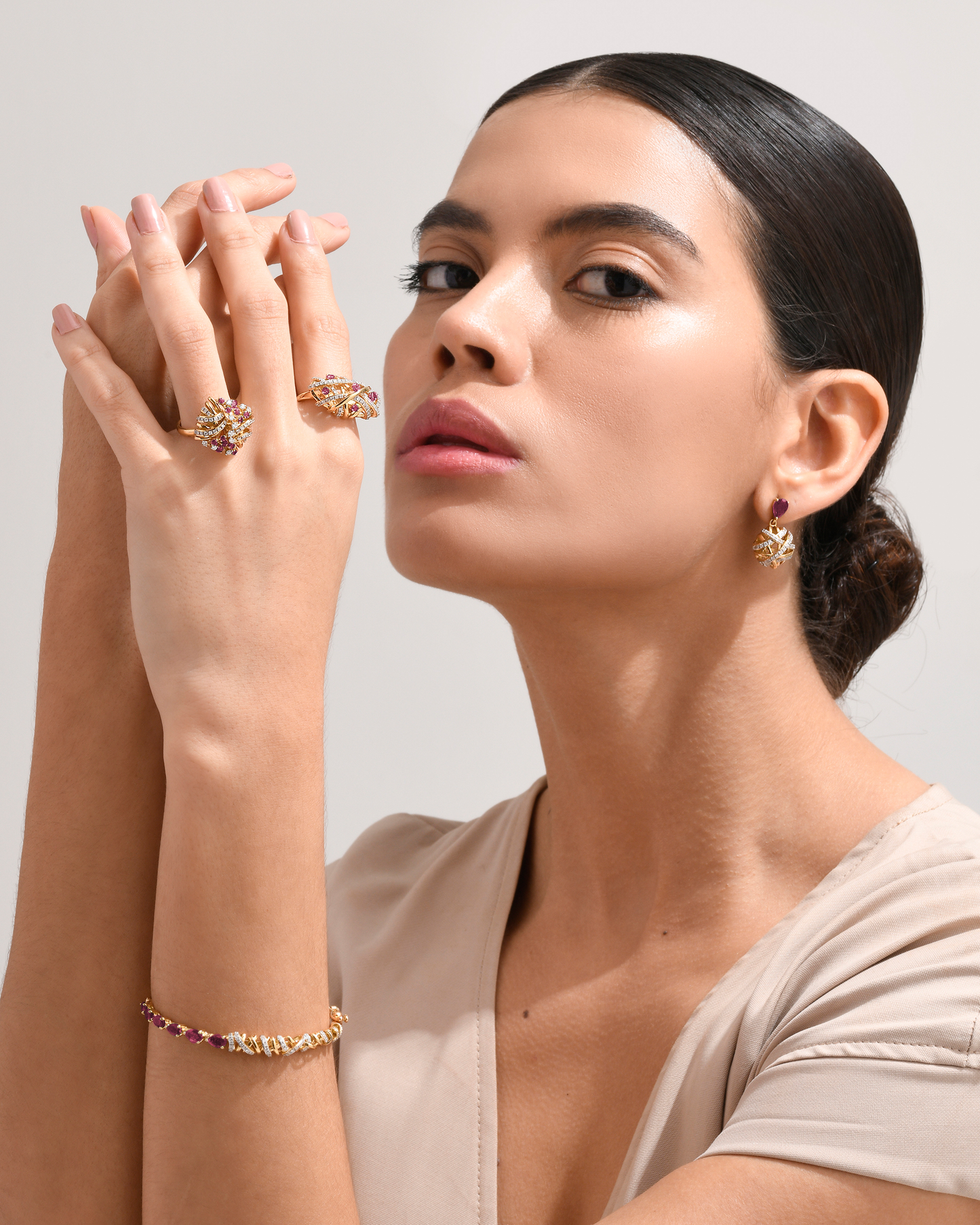 Entwine Ruby Aurora Bangle - Yellow Gold