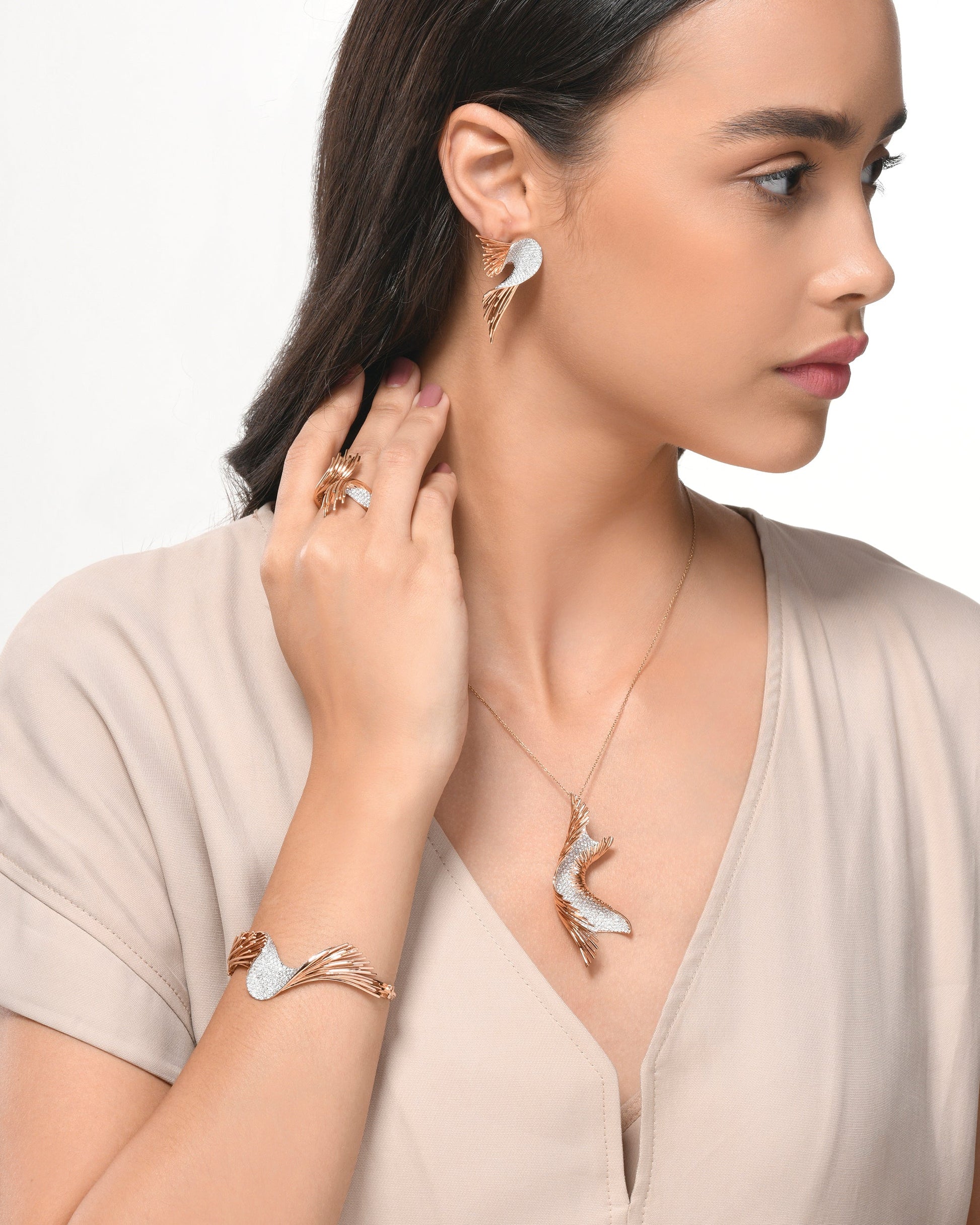 Sway Pendant