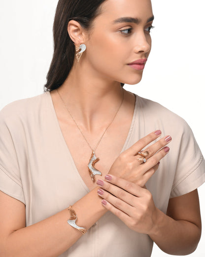 Sway Pendant