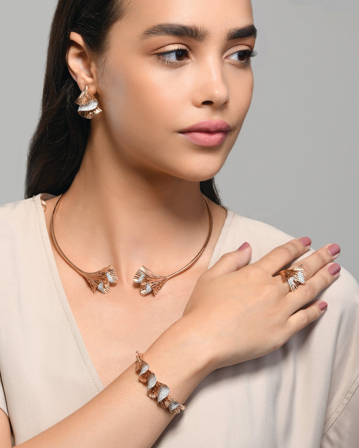 Sway Necklace