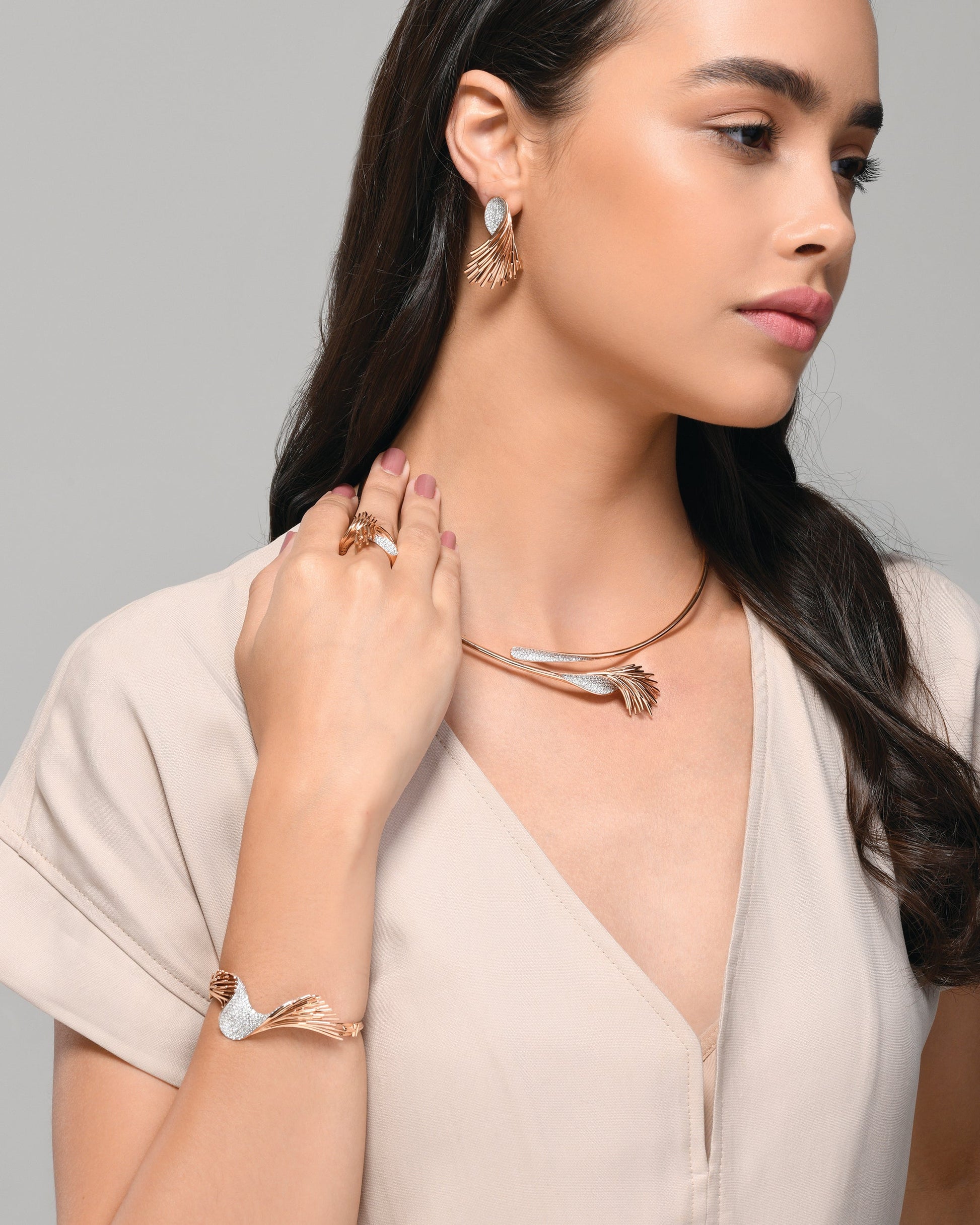 Sway Necklace