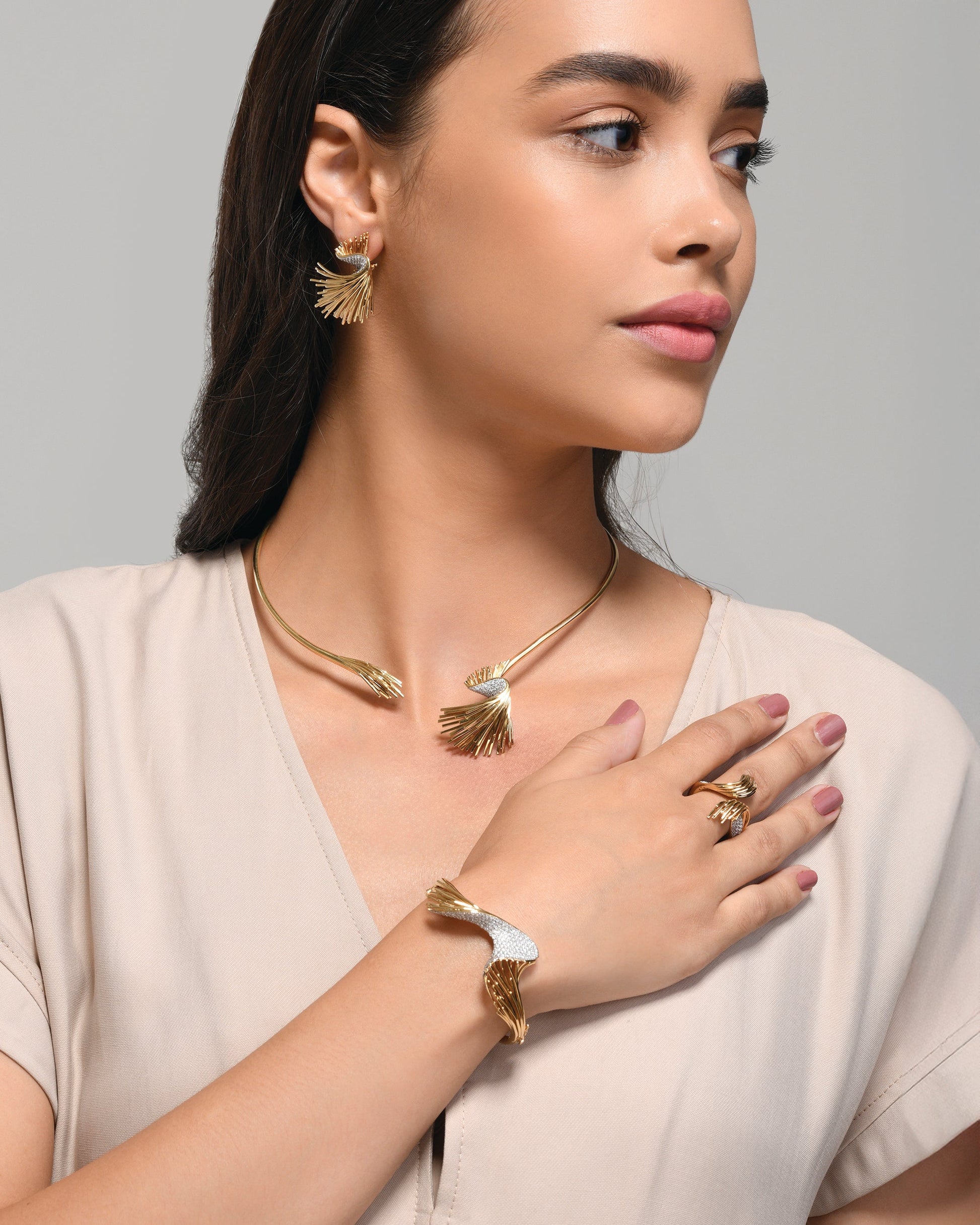 Sway Necklace