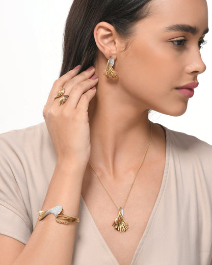 Sway Bangle